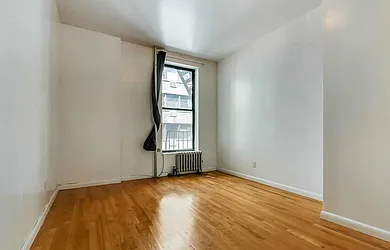 Rented by Bryan L Rozencwaig, LREB