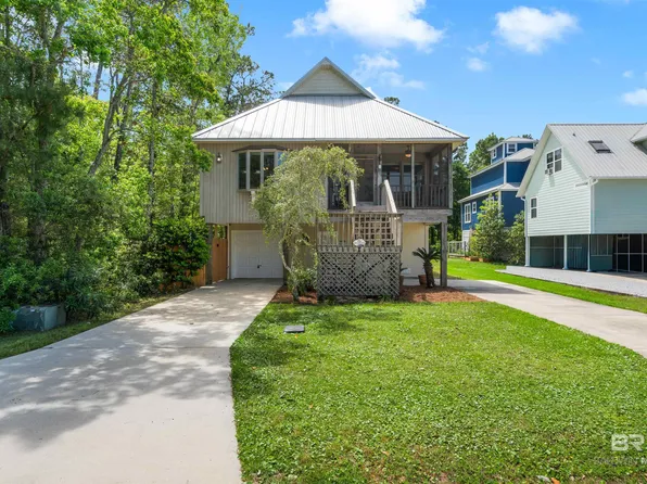 5201 Skiff Ln, Gulf Shores, AL 36542