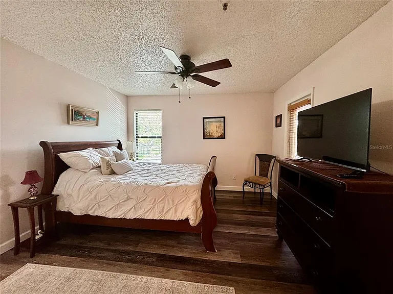 4032 Crockers Lake Blvd #27 — Photo 4