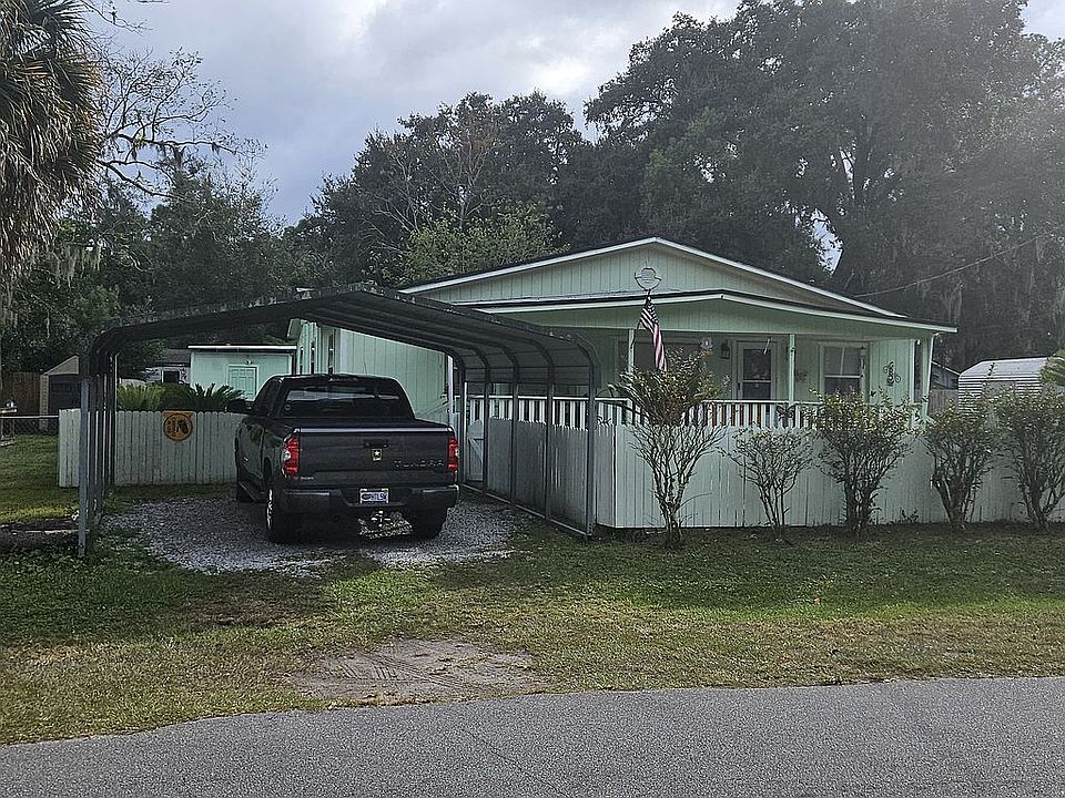 2nd image of 2814 Myrtis Rd