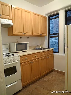 Rented by Authentic Realty | media 20