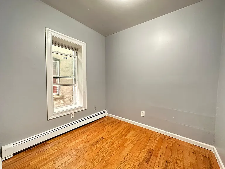 554 Avenue C #44E — Photo 2