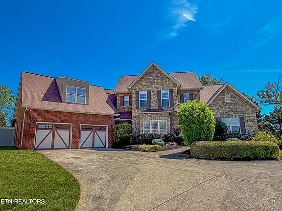 5th image of 7400 Dovington Dr