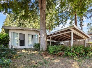 14109 Blackburn Ave, White Rock, BC V4B 2Z6