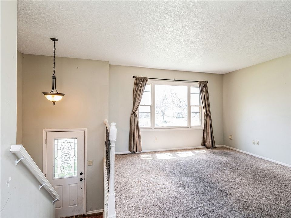 1007 5th St NW, Altoona, IA 50009 | Zillow