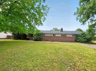 122 Camden Dr, Piedmont, SC 29673