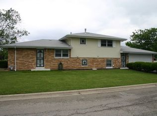 8387 S 79th Ave, Justice, IL 60458