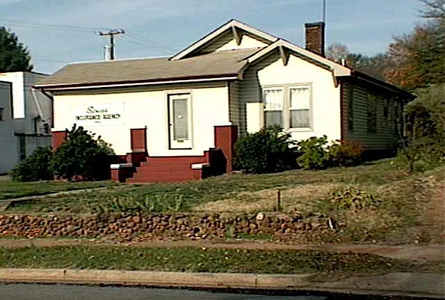 3 bed, 1200 sqft, $1,350 — Photo 1