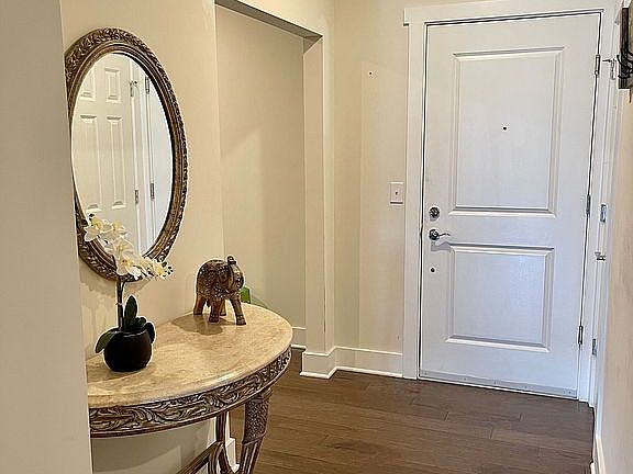 3rd image of 1 Vanderbilt Blvd Unit 405