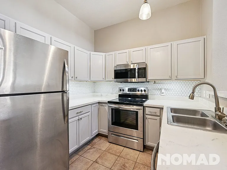 8707 E Florida Ave #604 — Photo 5