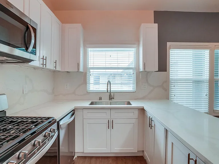 115 N Eastwood Ave — Photo 26