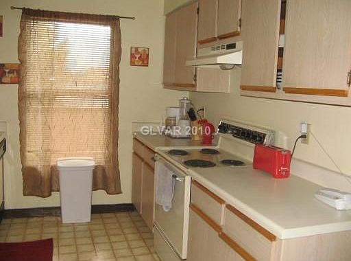 3rd image of 2451 N Rainbow Blvd Unit 2018