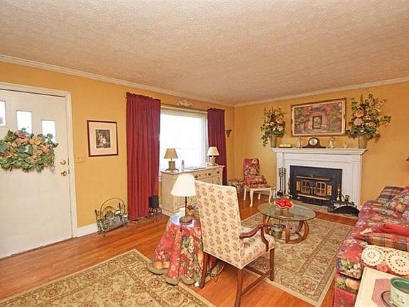 5th image of 5035 Southview Dr