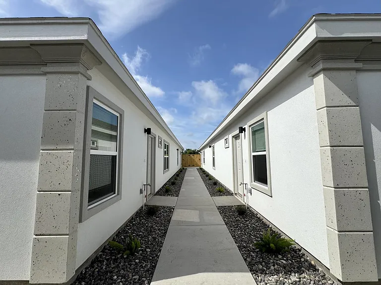 740 N Alamo Rd #31 — Photo 12