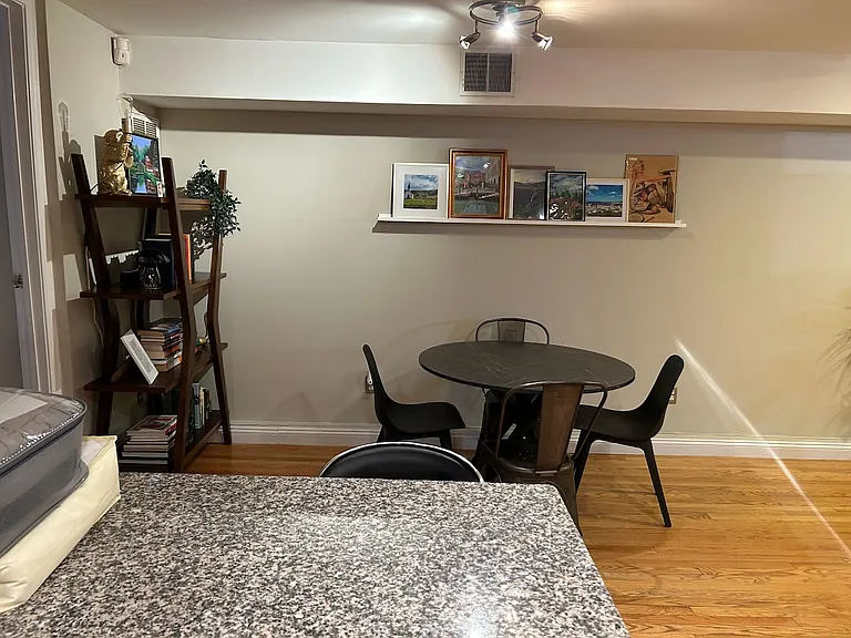 41 Warren Ave #G — Photo 7