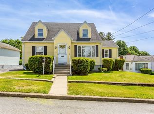 195 Hooper St, Tiverton, RI 02878