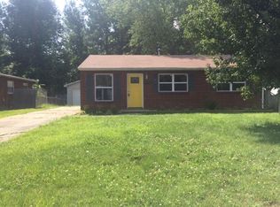 8708 James R Rd, Fairdale, KY 40118