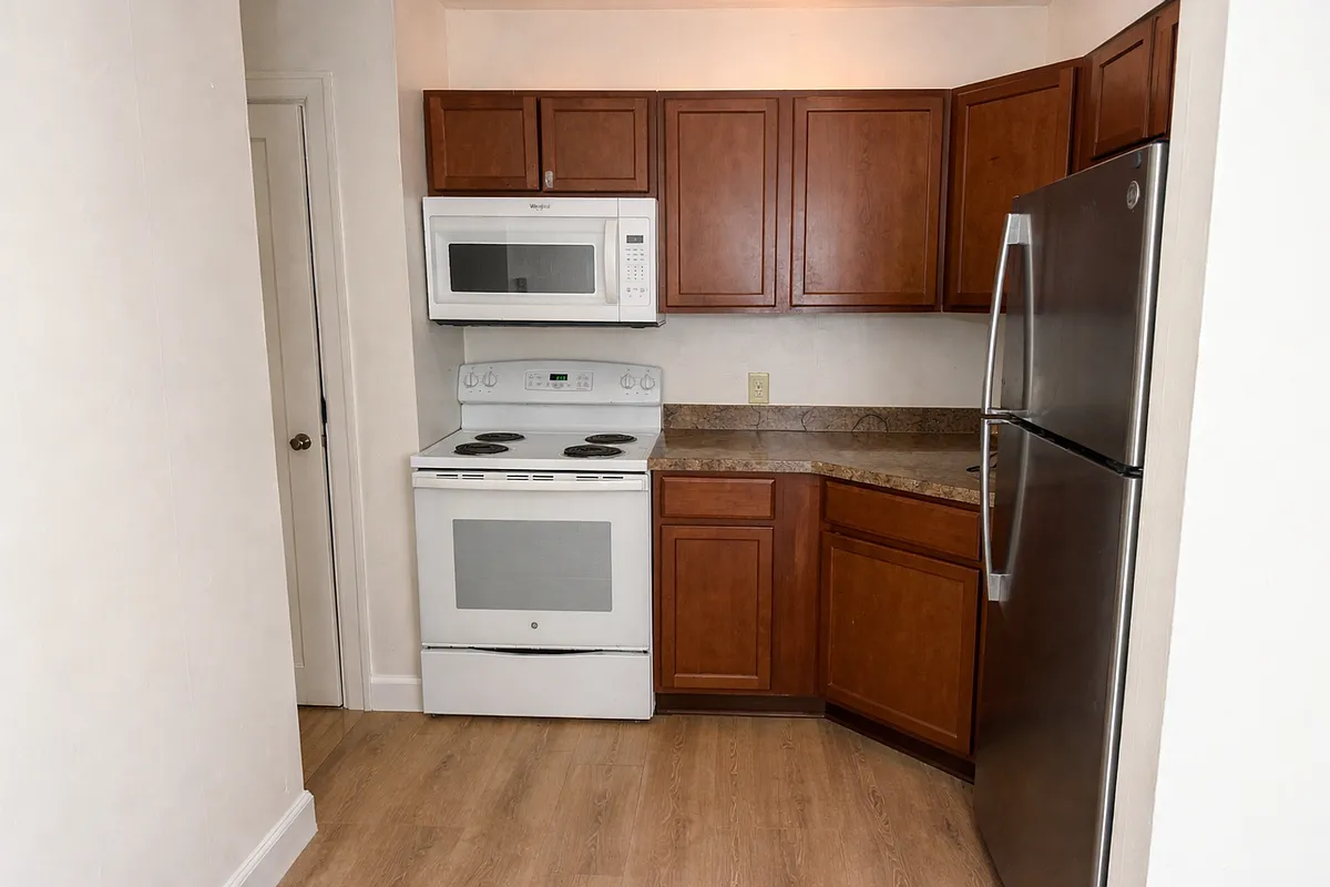 Building Photo - 941 Stanley Ave #A