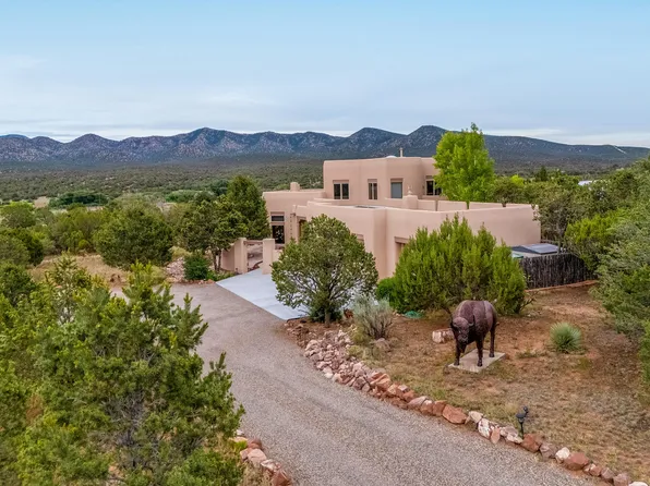 188 Paako Dr, Sandia Park, NM 87047