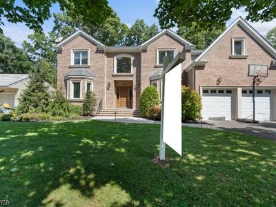 205 Homestead Rd, Paramus, NJ, 07652