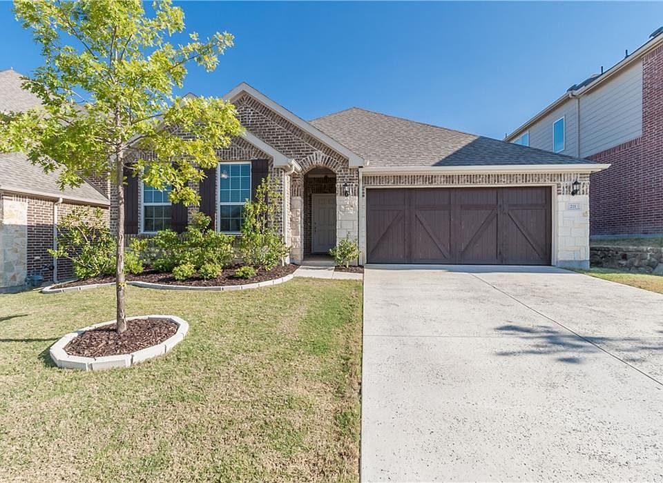 1st image of 211 Cielo Azure Ln