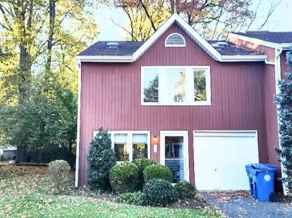 16 Mevan Ave, Englewood City, NJ 07631