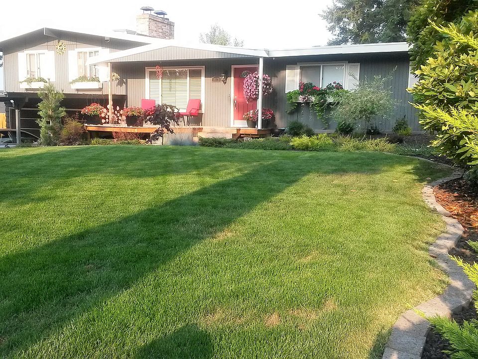 1st image of 8401 182nd Ave E