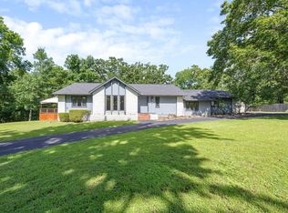 11661 Oak Hills Dr, Bentonville, AR 72712