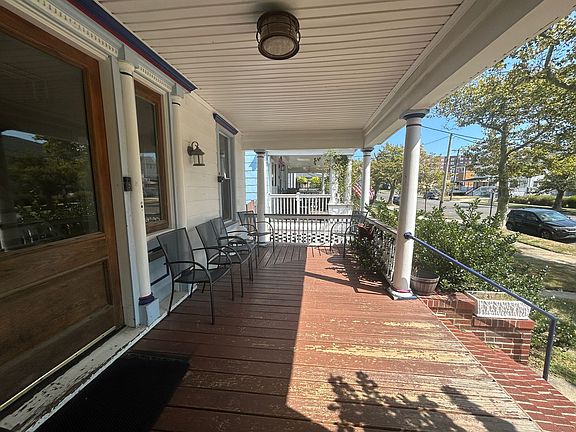 3rd image of 311 6th Ave #9