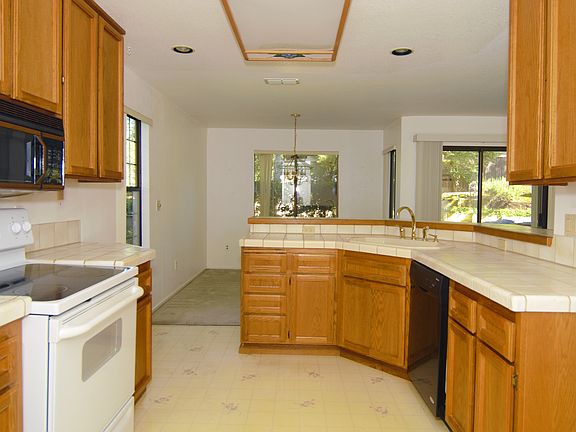 5th image of 5640 Verner Oak Ct Unit 5