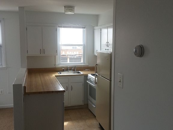 5th image of 4646 Pennypack St #2nd
