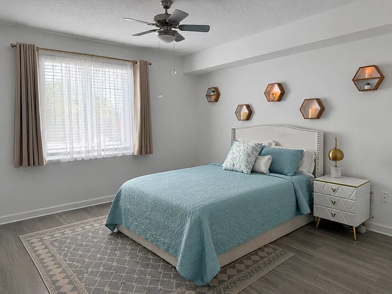 2100 Quantum Lakes Dr — Photo 5