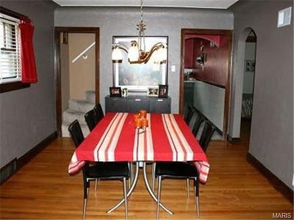4th image of 6052 Mardel Ave
