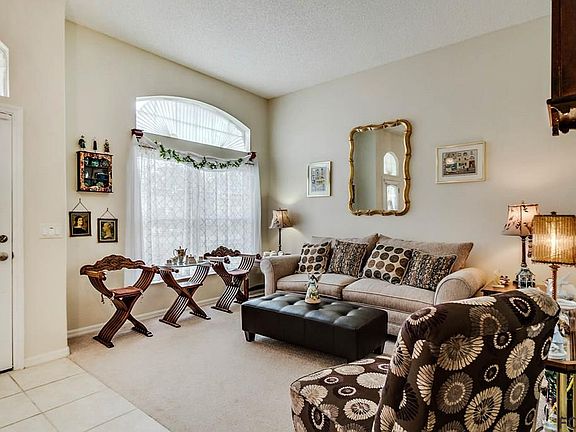 4th image of 28 Birchshire Ln