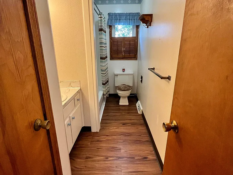 14196 Hatfield Rd — Photo 8