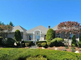 4 Water Valley Rd, Scituate, RI 02831
