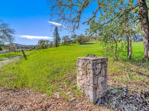 2910 Riebli Road, Santa Rosa, CA 95404