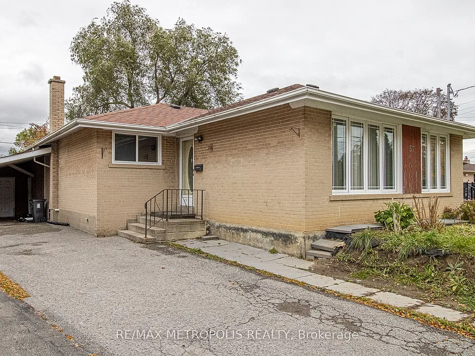 57 Chancellor Dr #UPPER