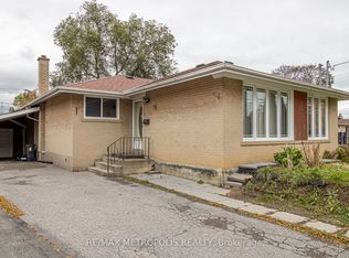 57 Chancellor Dr, Toronto, ON M1G2W4