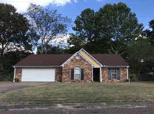 109 Hunter Dr, Senatobia, MS 38668