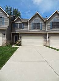 1st image of 304 River Bluff Dr