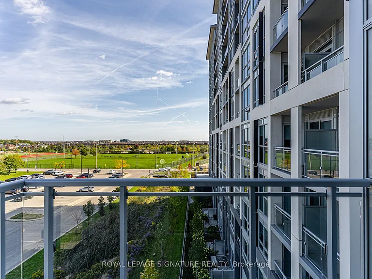 1050 Main St E #513 — Photo 25