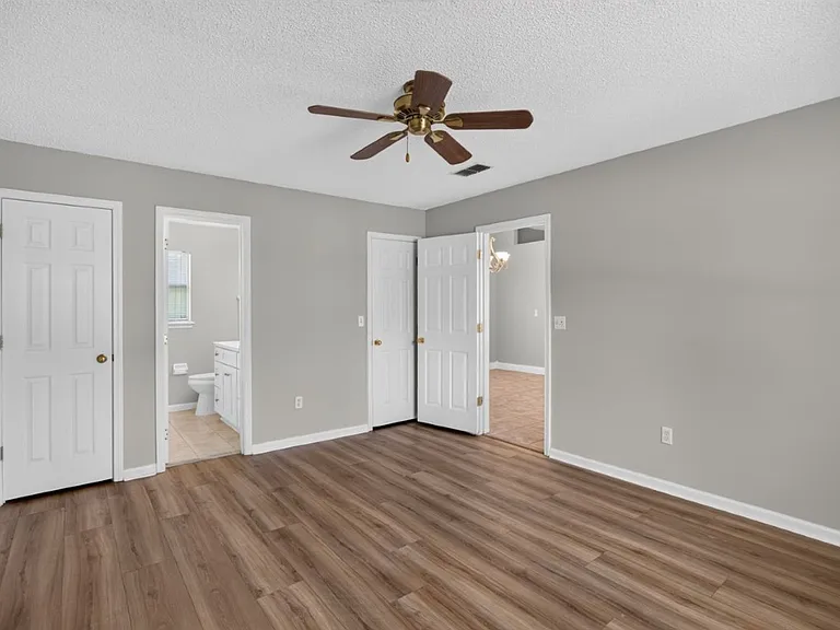 9256 Dale View Ln W — Photo 19