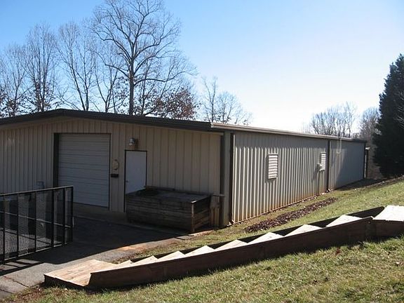 Rear View w/ loading door