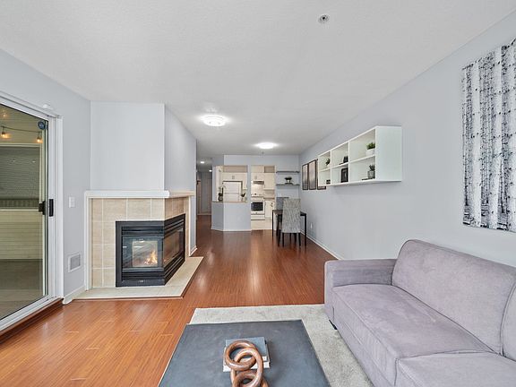 4th image of 22233 River Rd #401