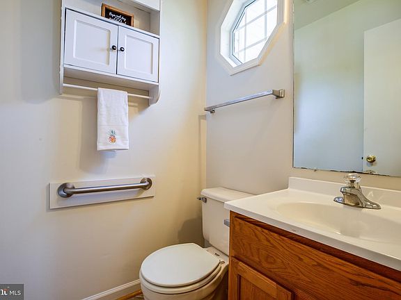 5th image of 2216 Hamway Dr