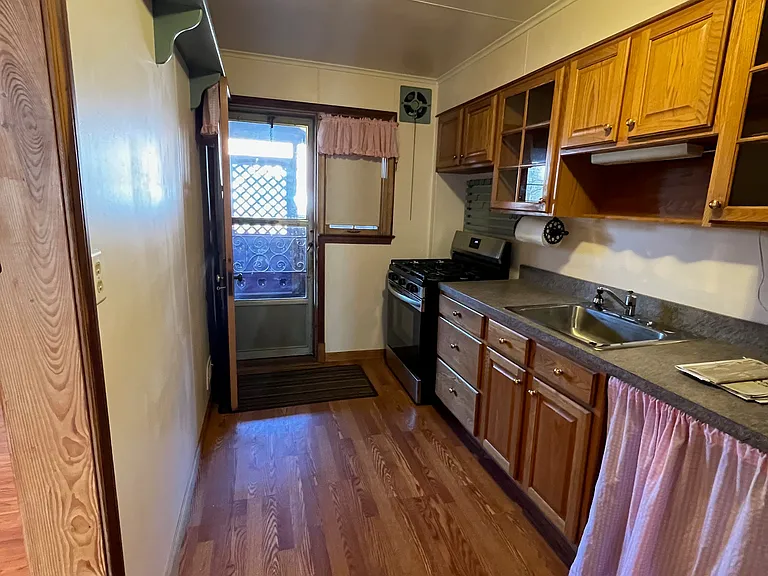 8446 Loch Raven Blvd — Photo 5
