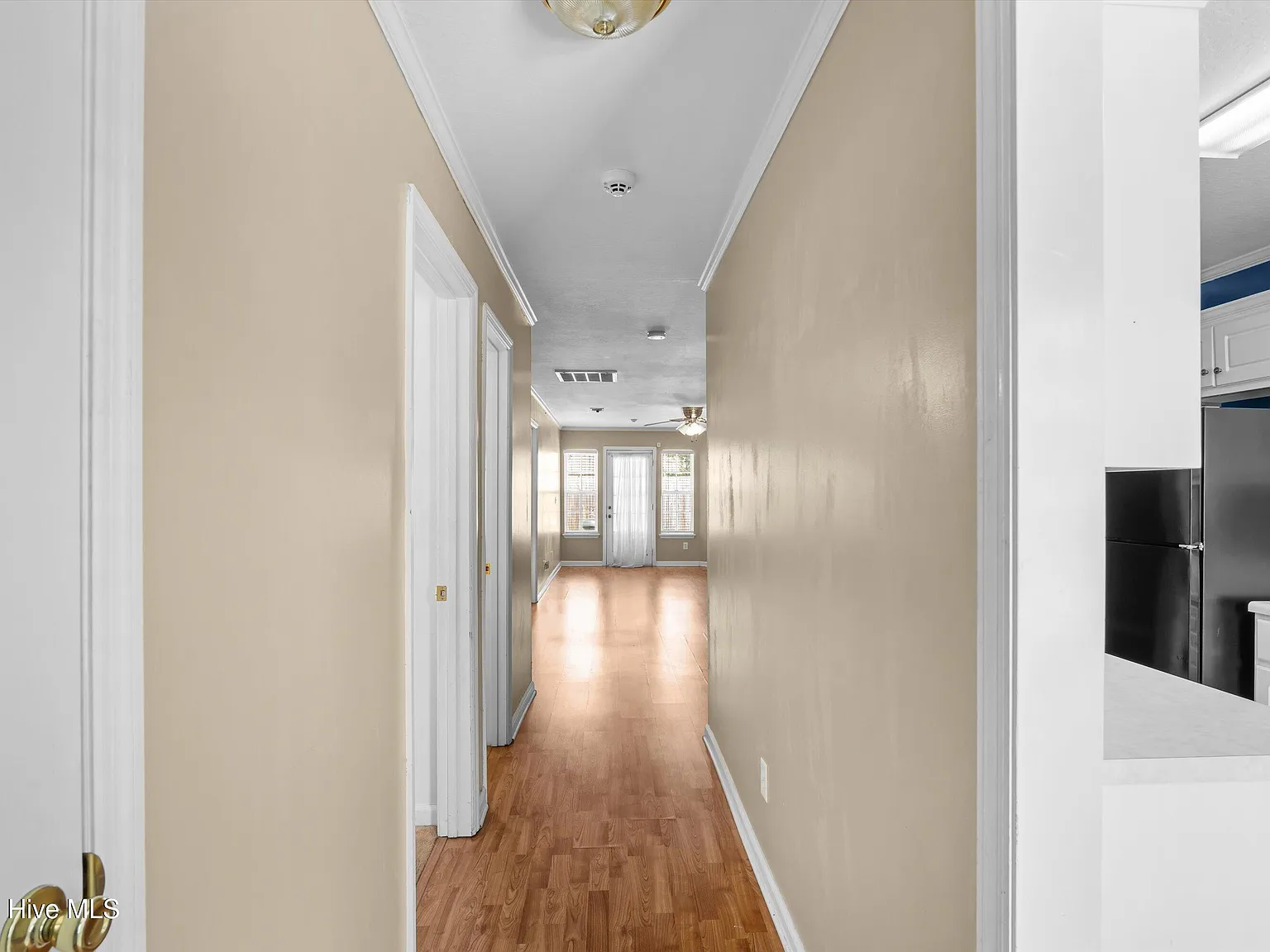 2 bed, 2.0 bath, 1250 sqft, $1,400 — Photo 3