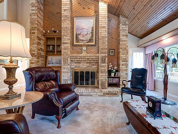 Floor to ceiling fireplace