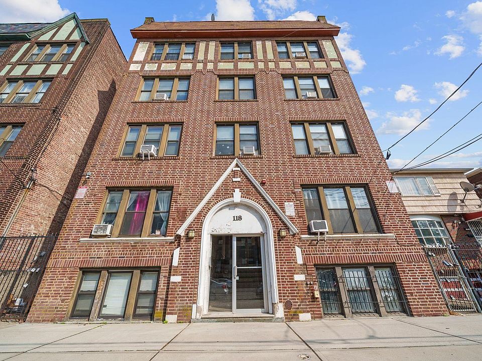 1st image of 118 Corbin Ave APT 402